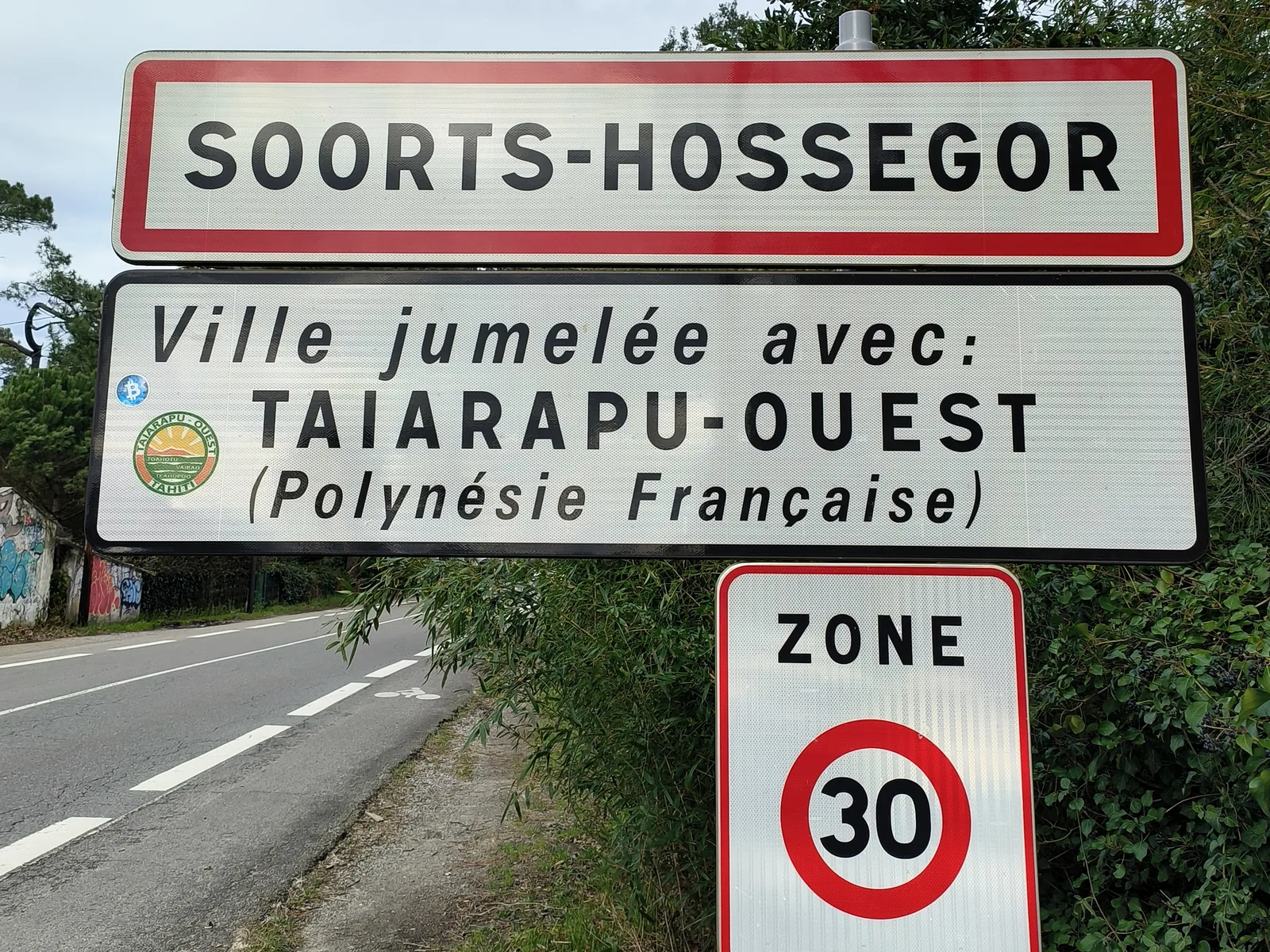 Panneau de Soorts-Hossegor, photographié à l’occasion de la rencontre avec Olivier Roumat.