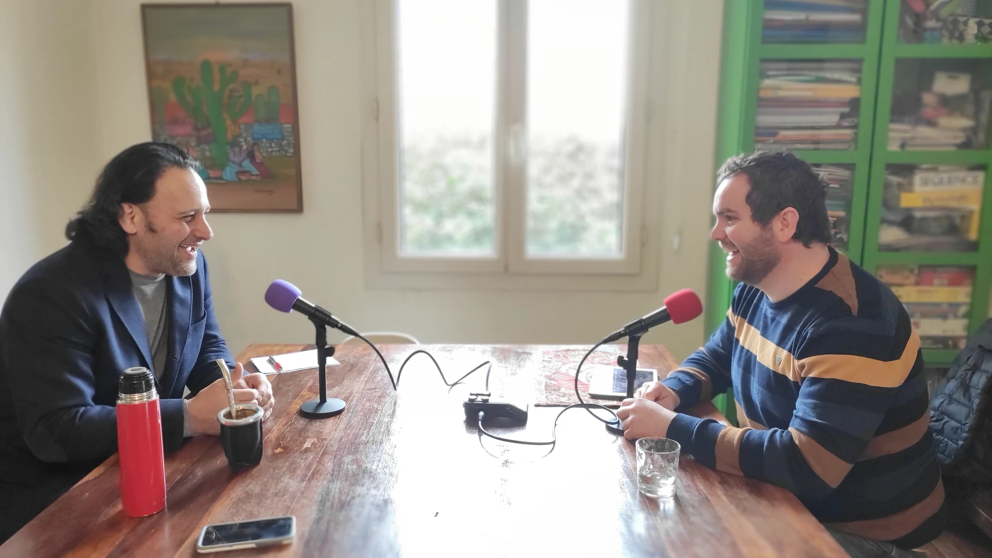 Omar Hasan et Yohan pendant leur rencontre pour le podcast La Cravate.